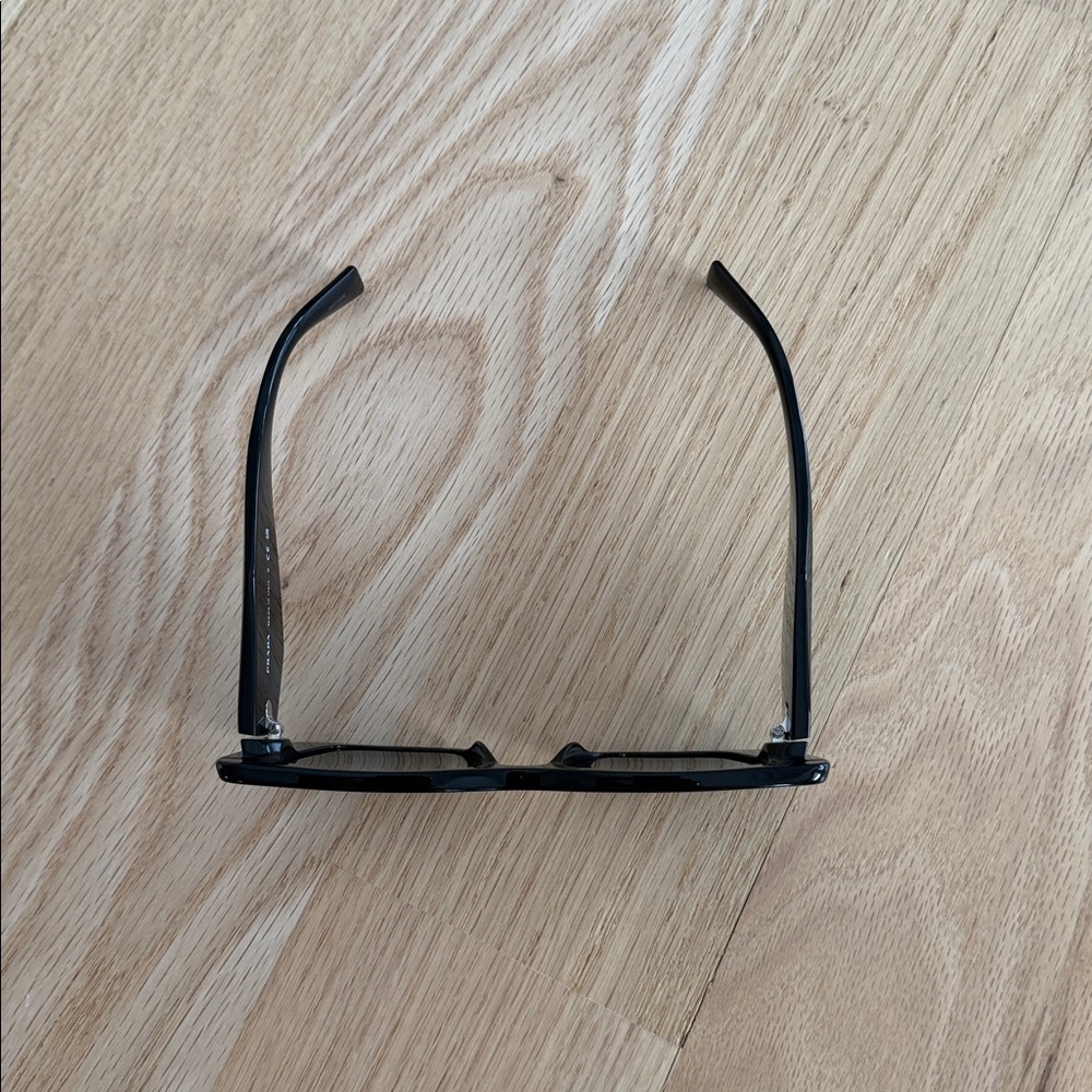 Prada Sunglasses - Picture 8 of 10
